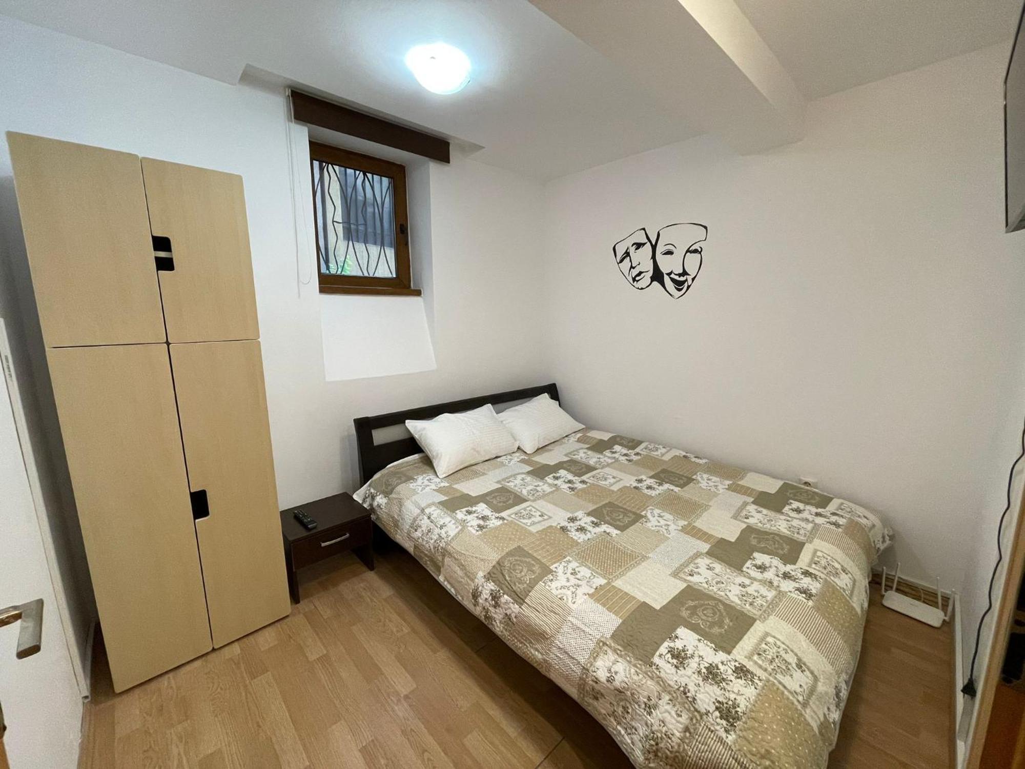 Mossapartments Bukares Bagian luar foto