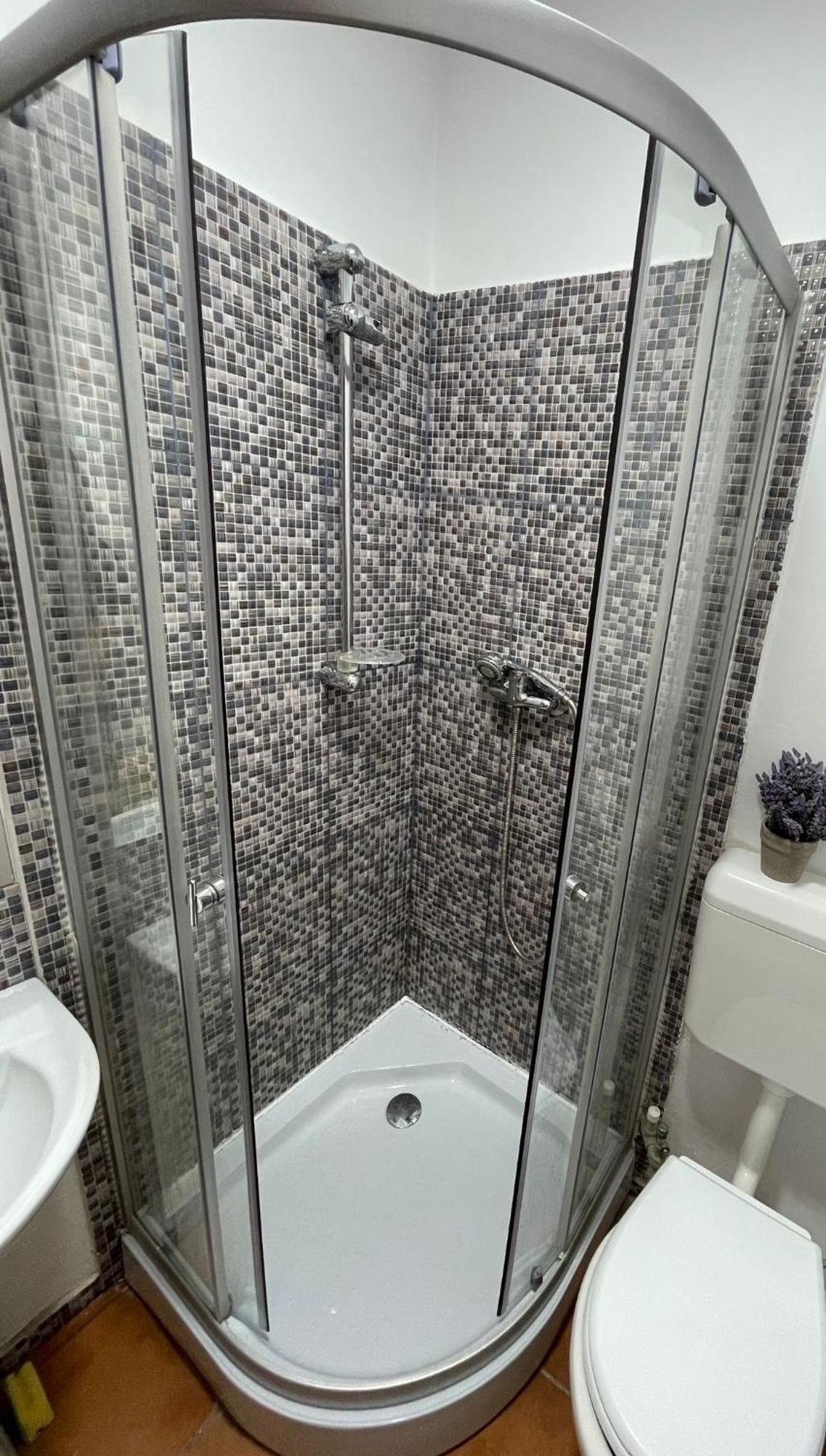 Mossapartments Bukares Bagian luar foto